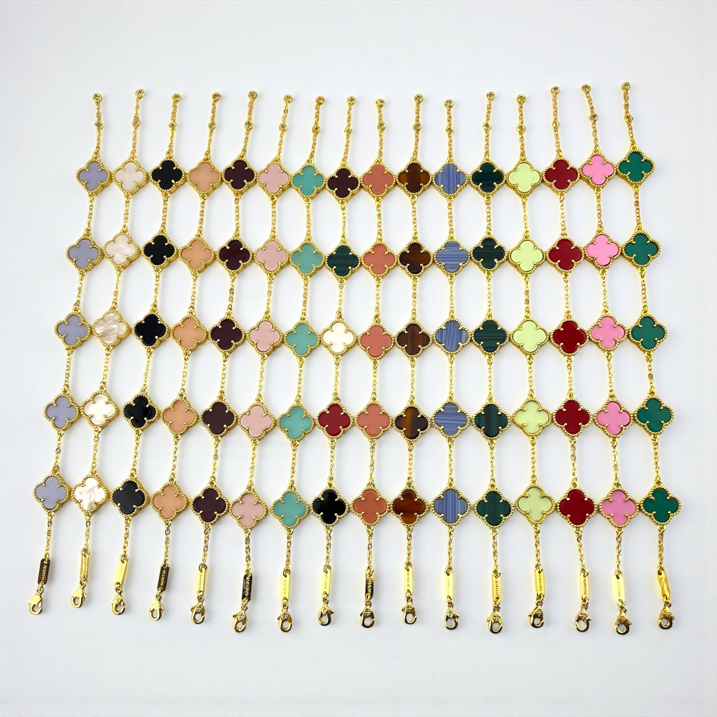 سوار سيدا فانكليف - أناقة بكل ألوانها 