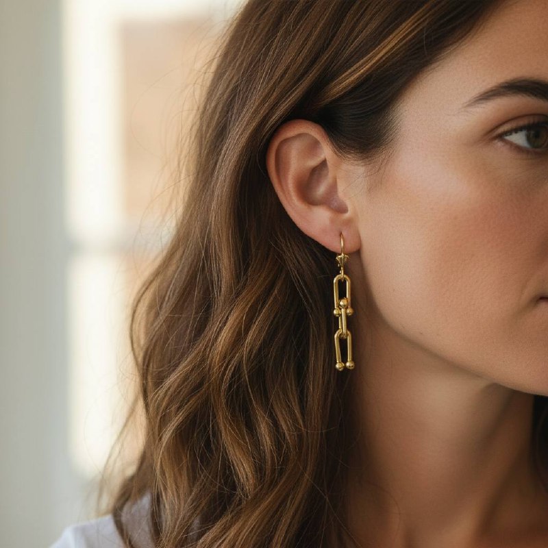 أقراط تيفاني الطويلة